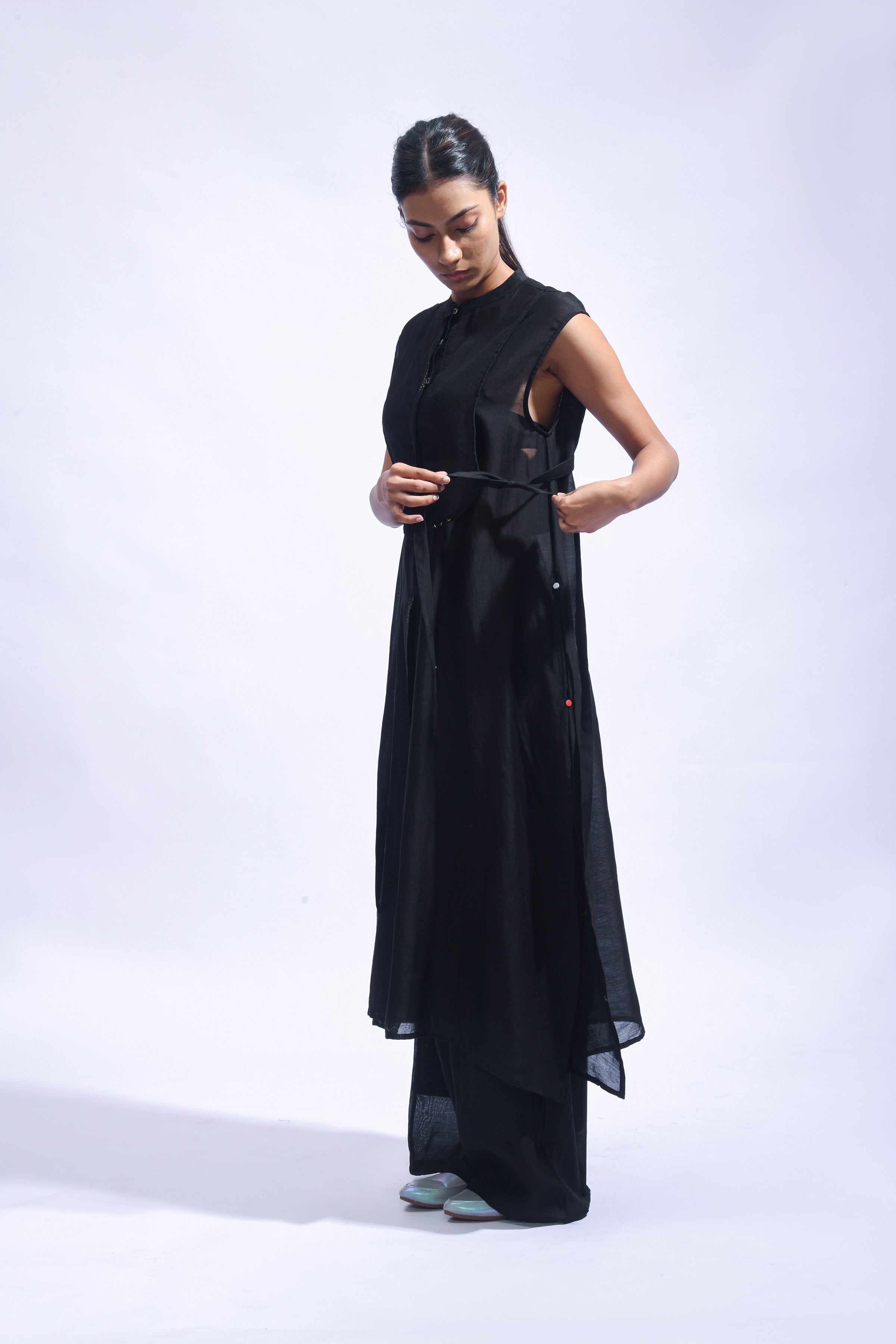 Noir Yoke Chanderi Set