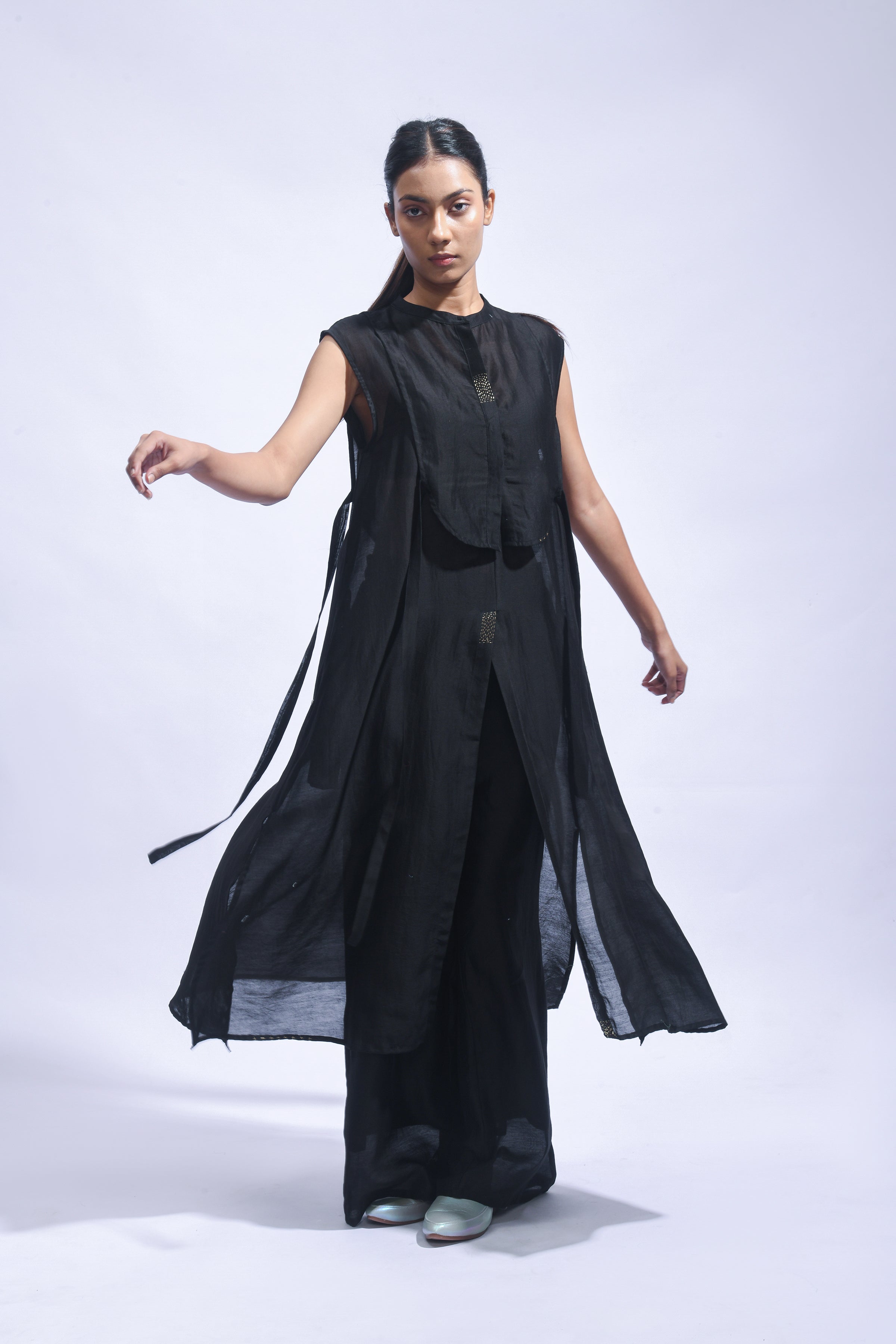 Noir Yoke Chanderi Set