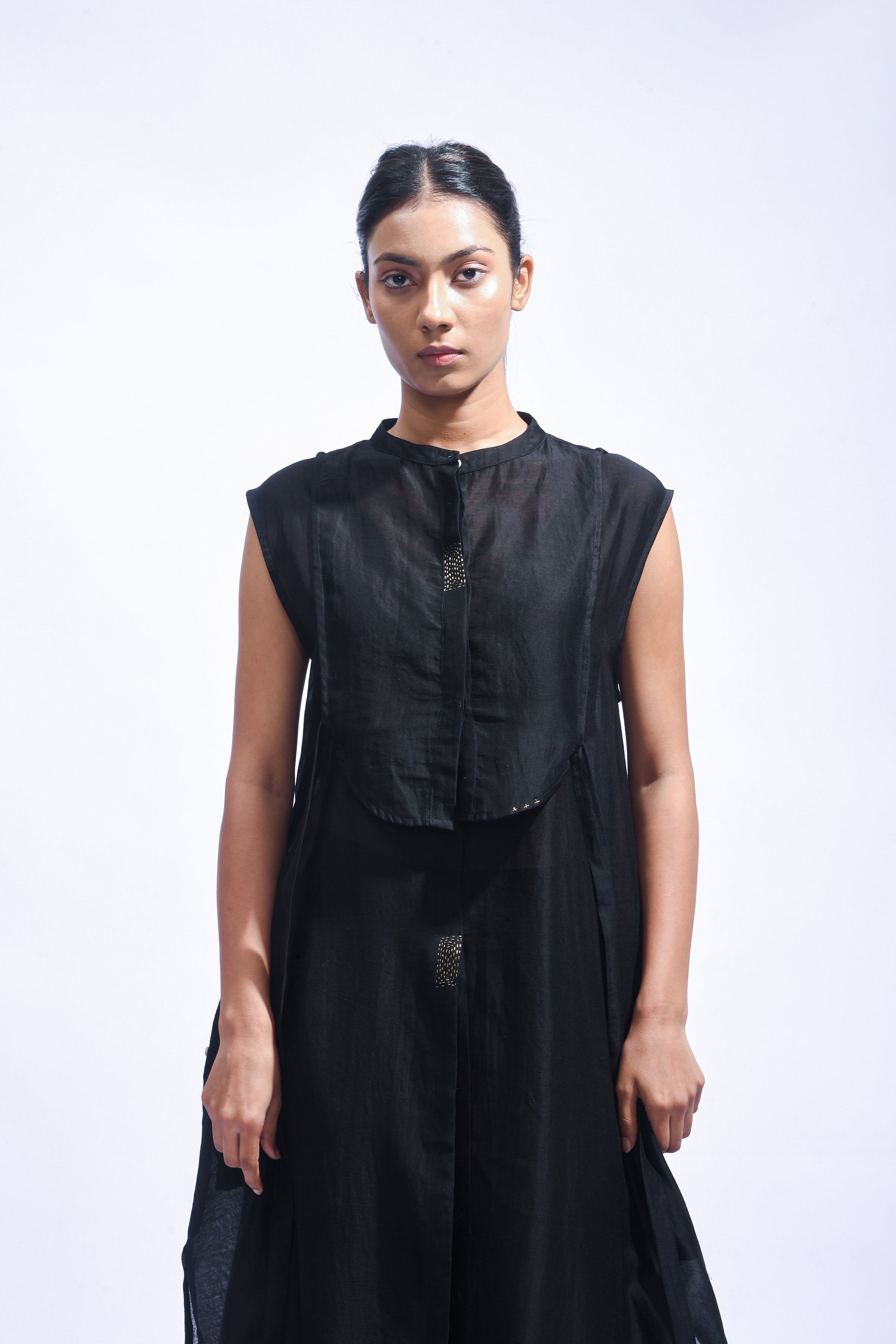 Noir Yoke Chanderi Set