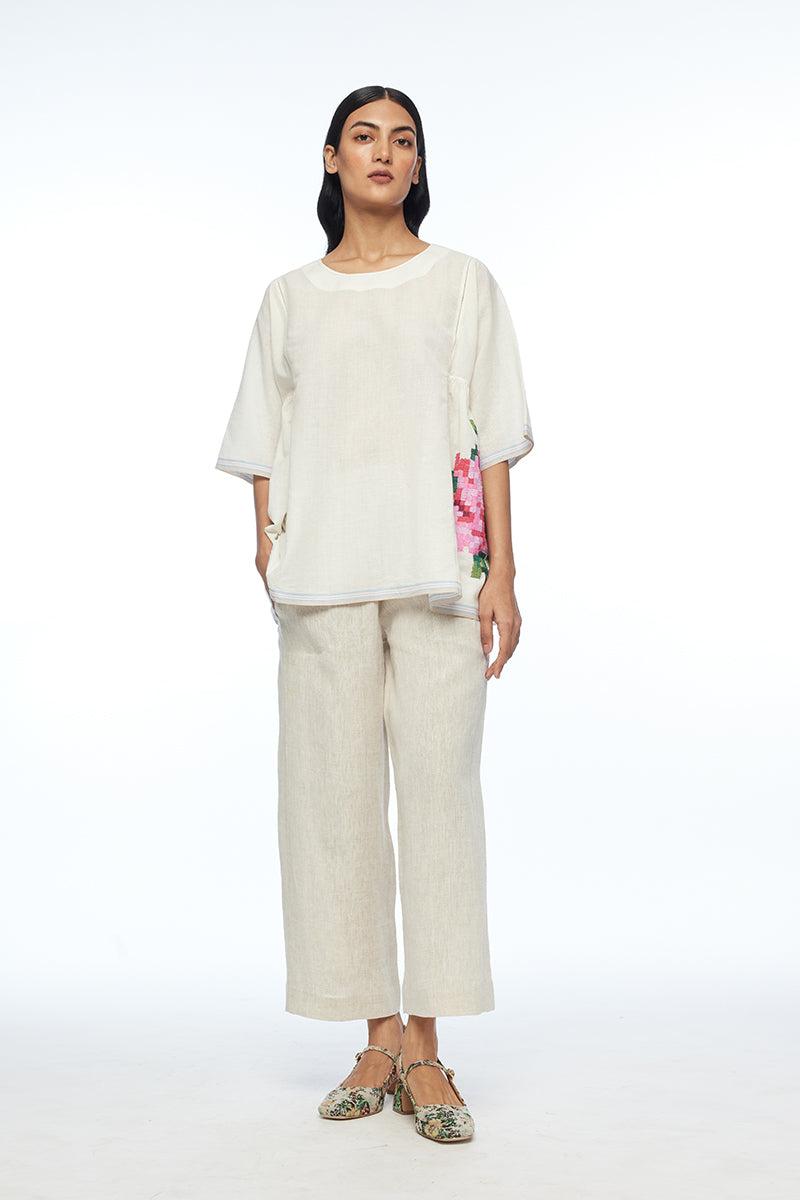 Carolinae Round Neck Top