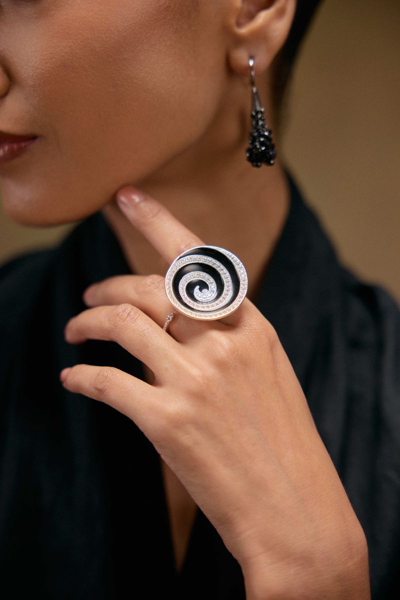 Orbis Ring