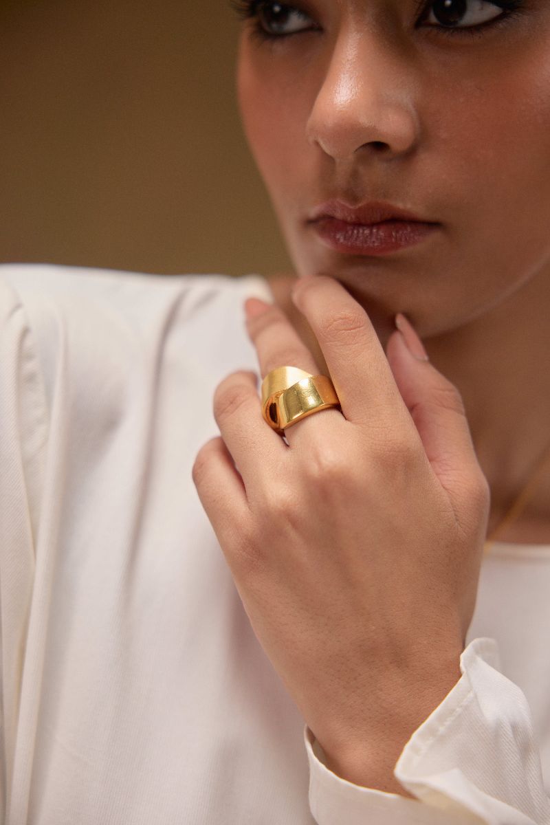 Volupta Ribbon Ring