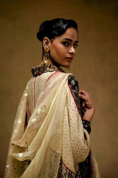 Birthing Babies & Revolutions Jhumka I