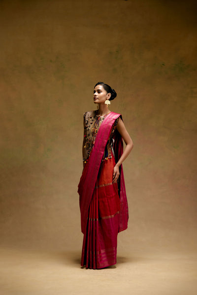 Gulabi Noor Saree