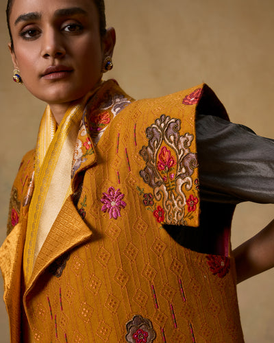 Amber Nomad