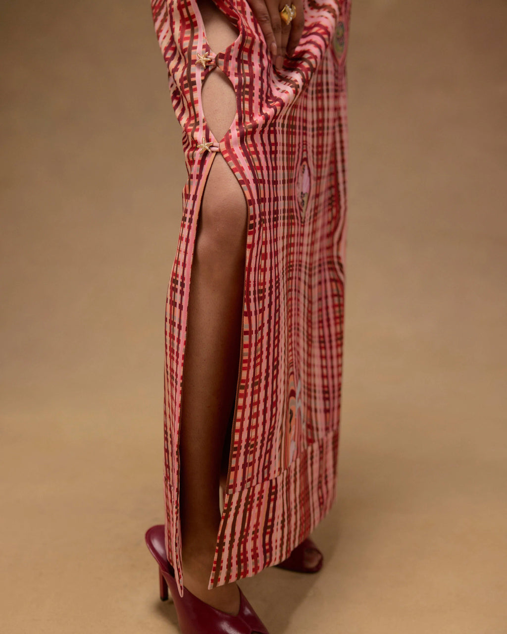 Karrouhat Ahmar Dress