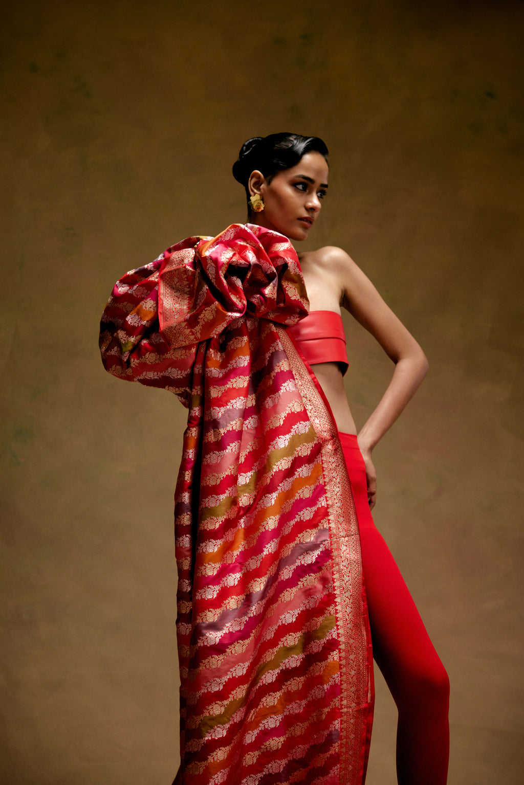 Surkh Noor Saree