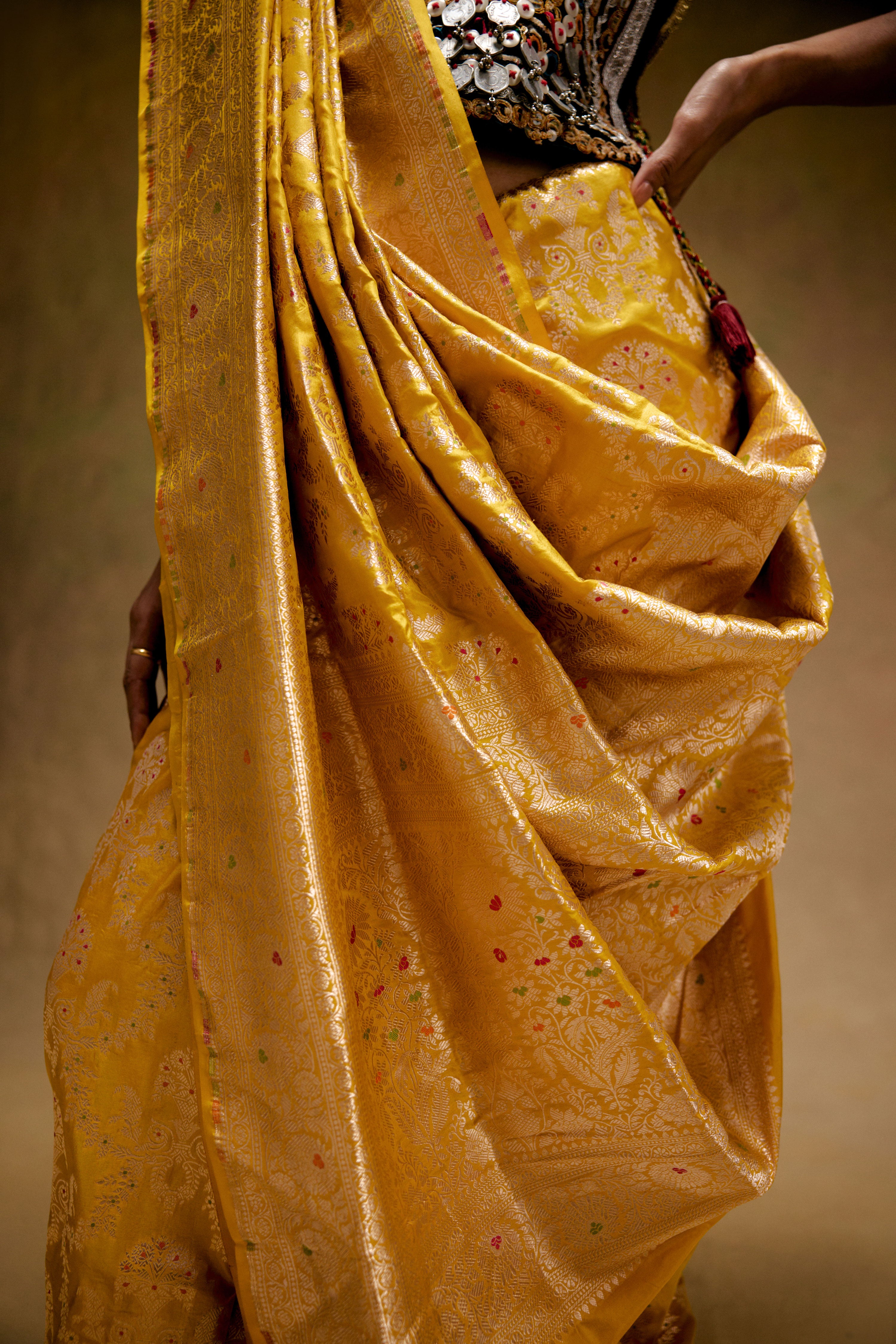 Amaltas Saree