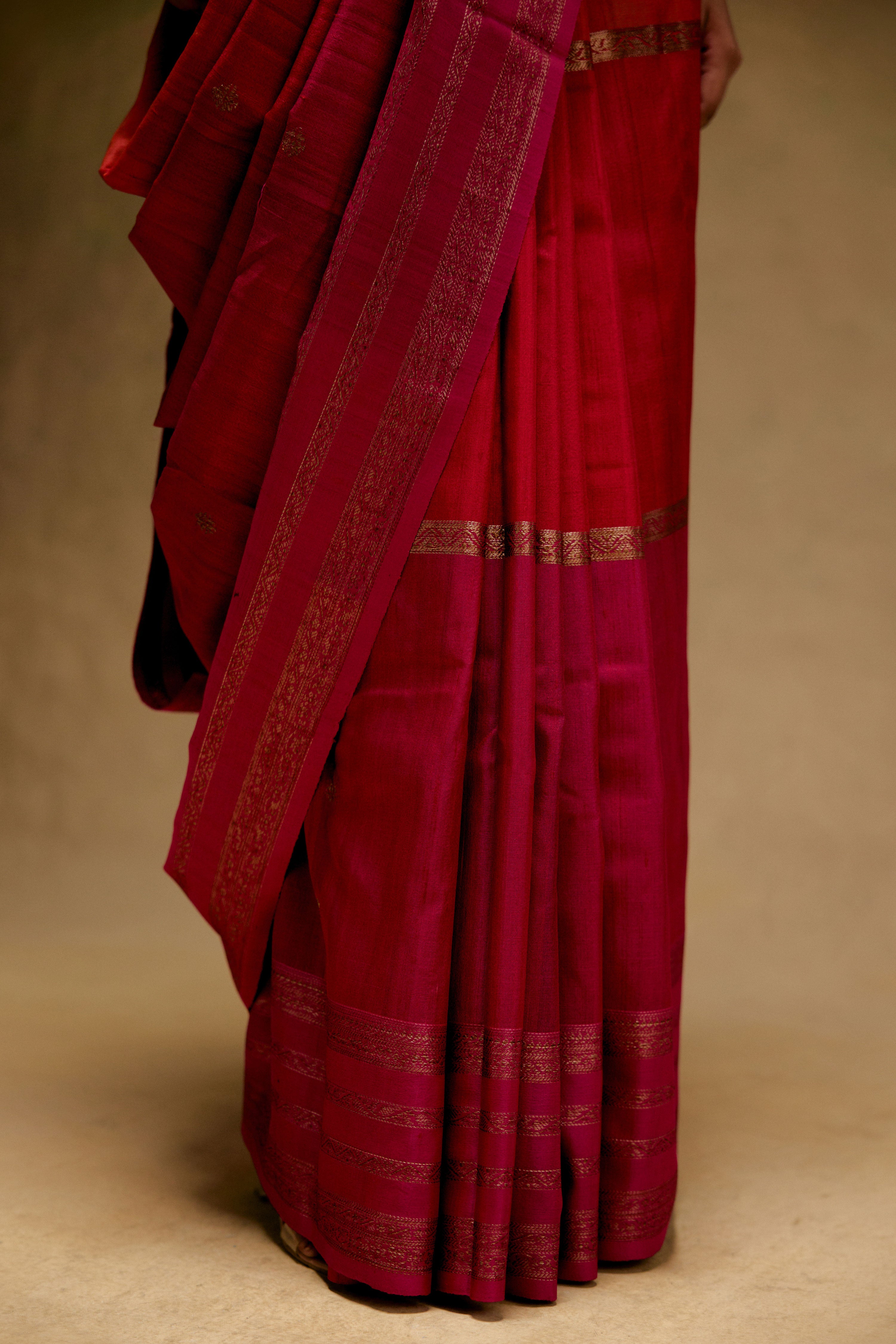 Gulabi Noor Saree