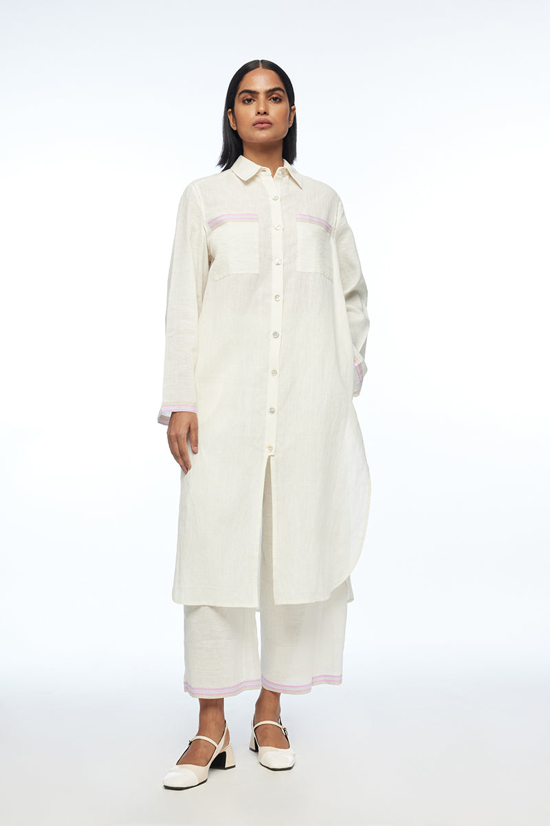 Moyesii Front Open Tunic