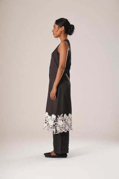 Noir Flora Kurta