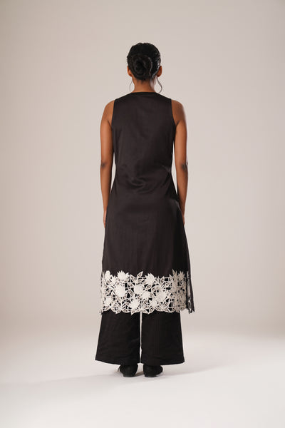 Noir Flora Kurta