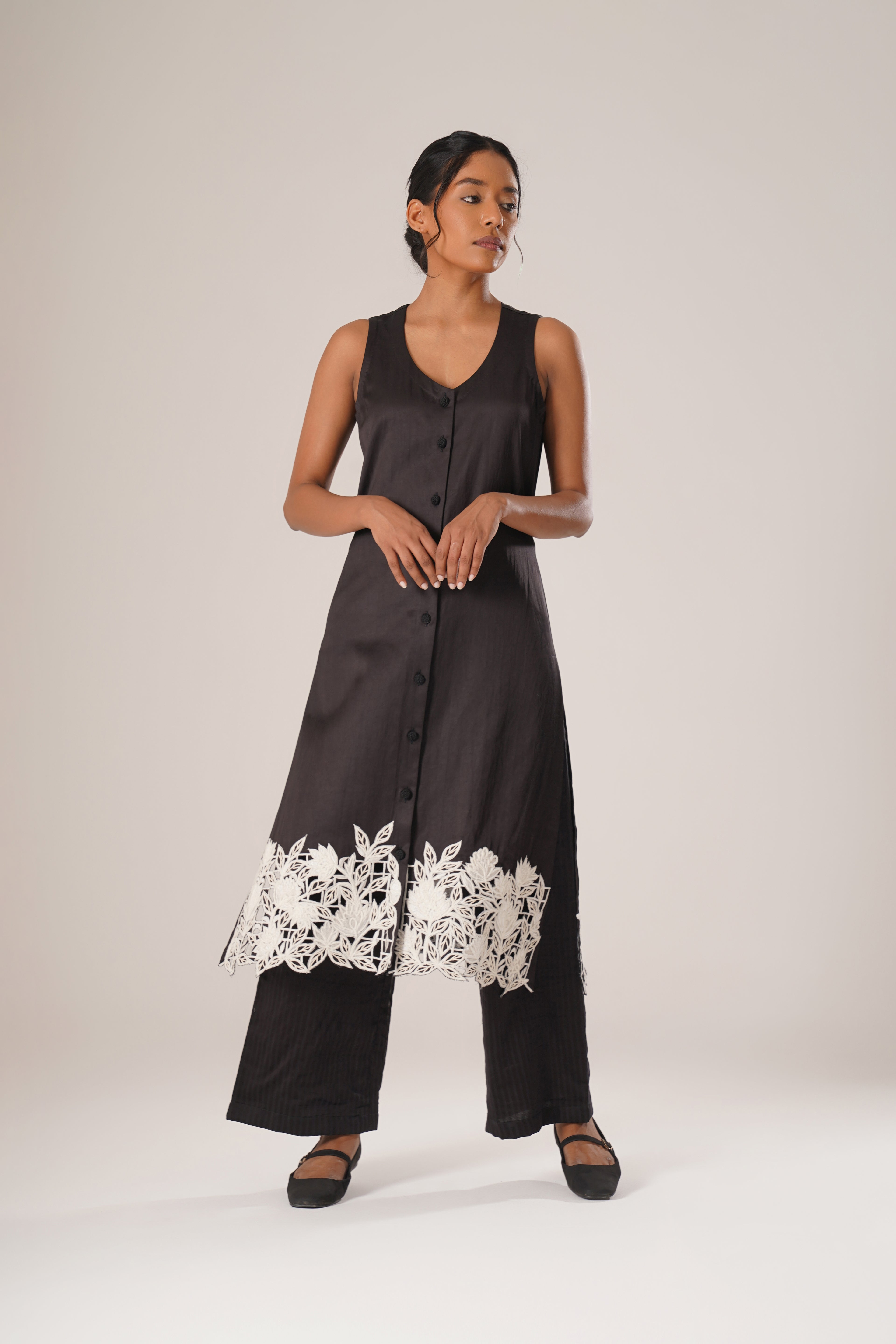 Noir Flora Kurta