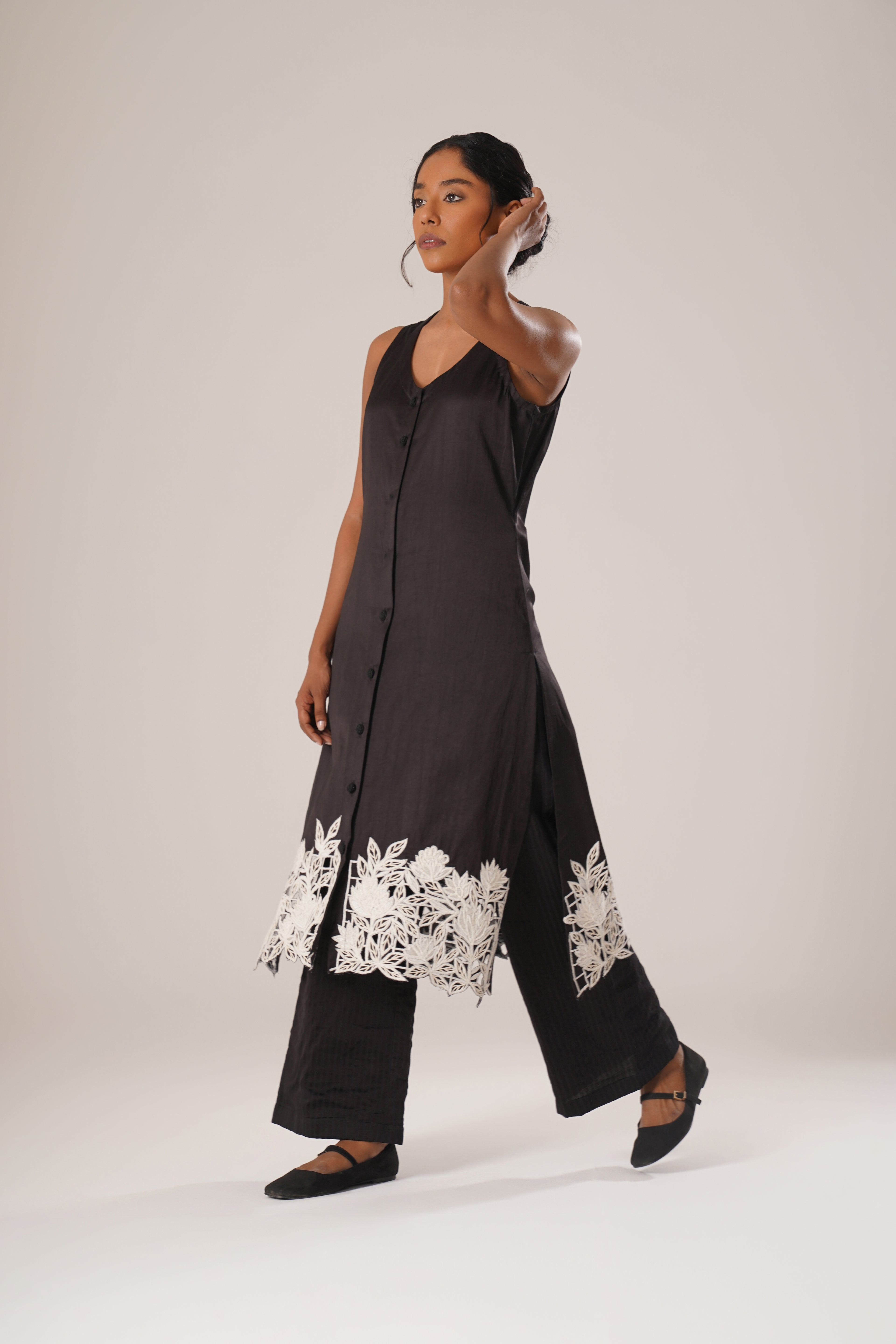 Noir Flora Kurta