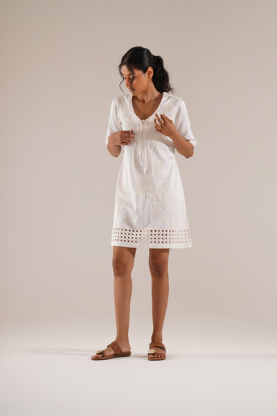Light Leans Tunic Dress