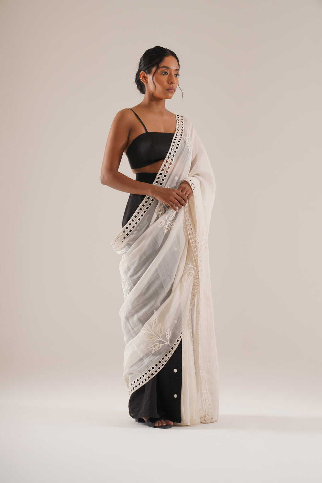 Bloom Button Saree