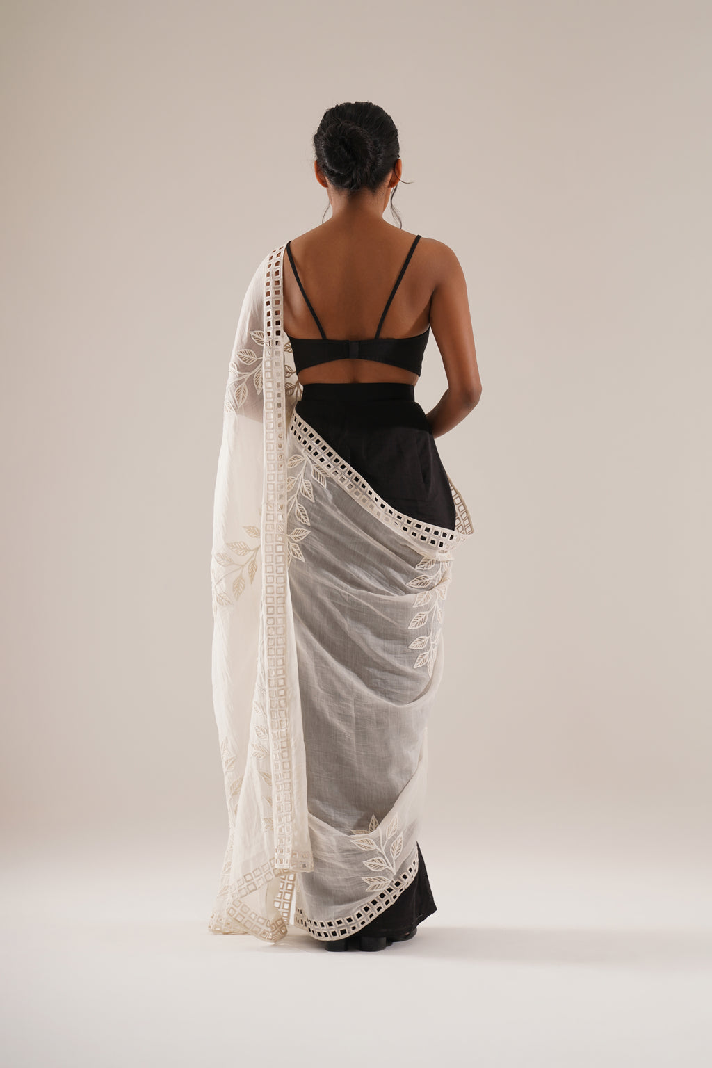 Bloom Button Saree