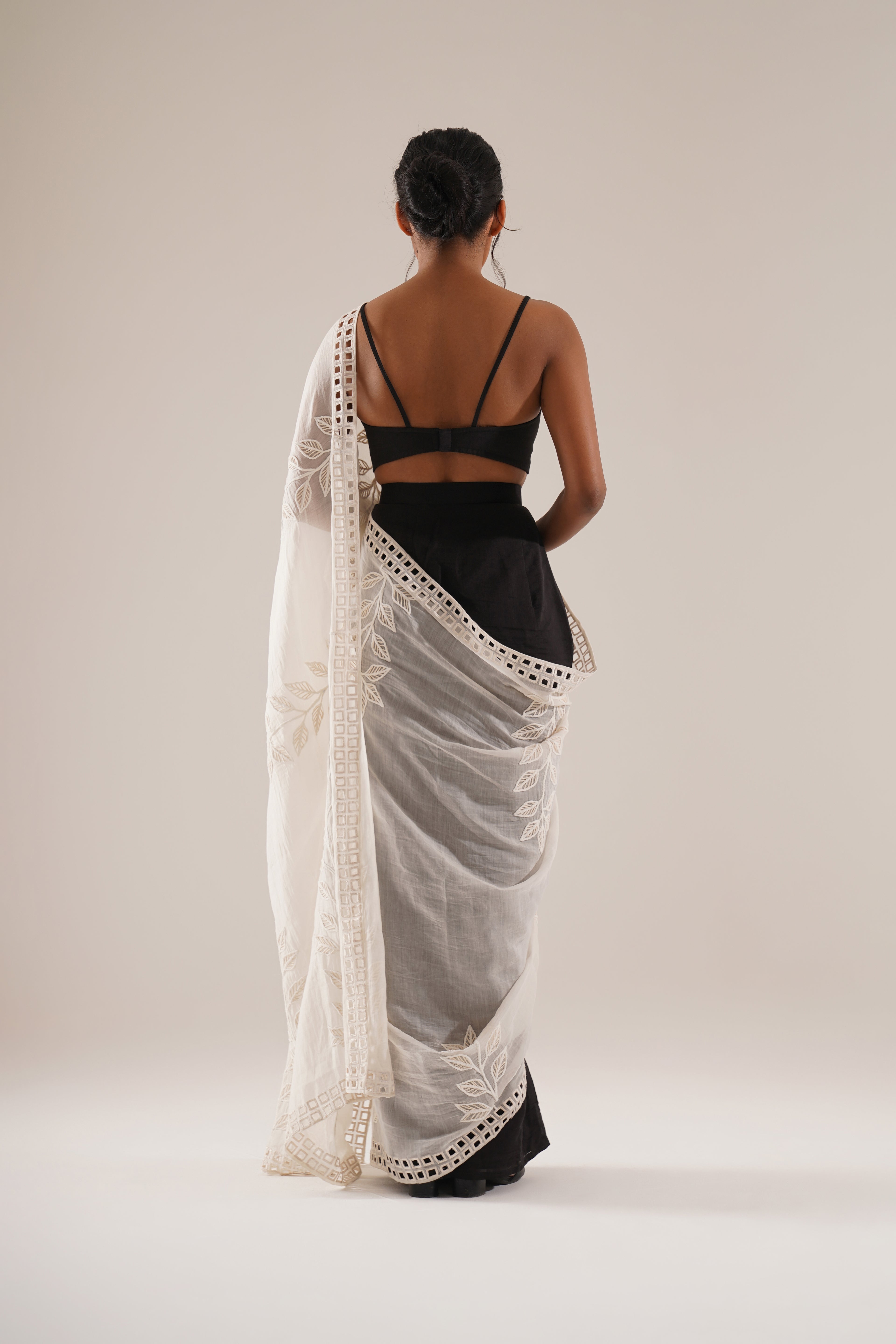 Bloom Button Saree
