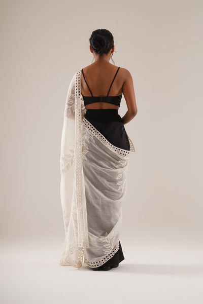 Bloom Button Saree