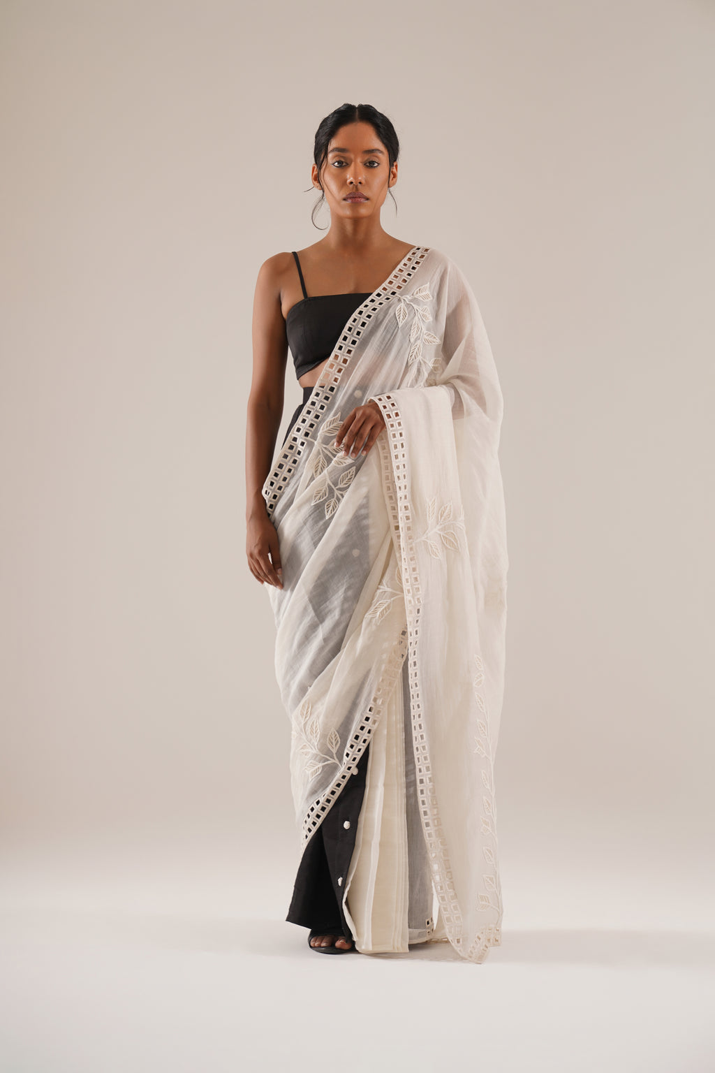 Bloom Button Saree