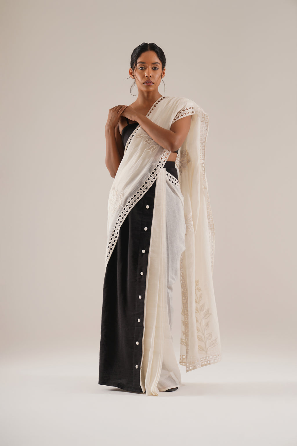 Bloom Button Saree