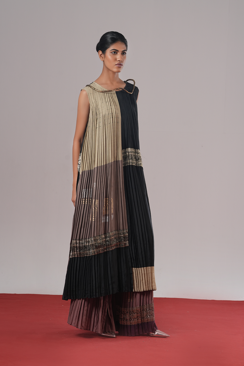 ECHO DRESS