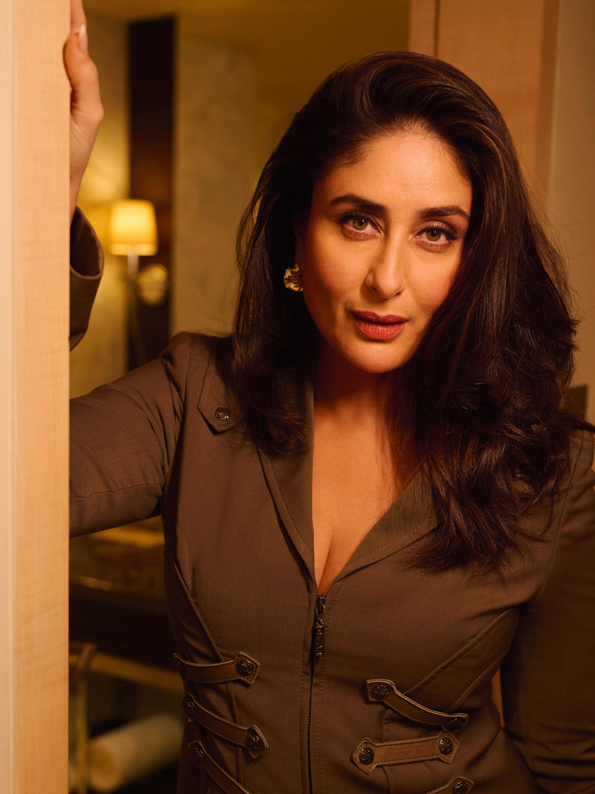Kareena Kapoor Khan in IRODORI Earrings (Medium)
