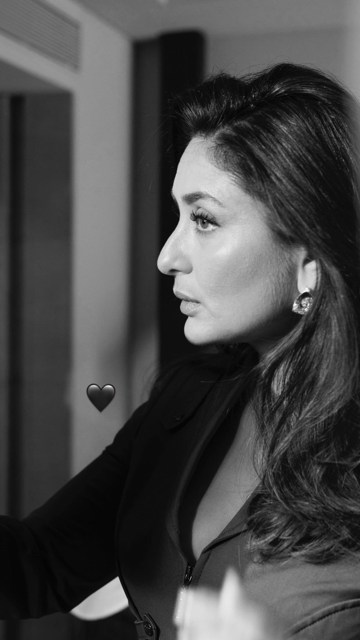 Kareena Kapoor Khan in IRODORI Earrings (Medium)