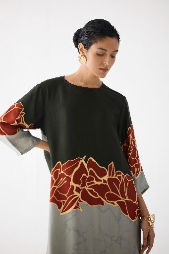 RED ALBA A-LINE KURTA & PANTS