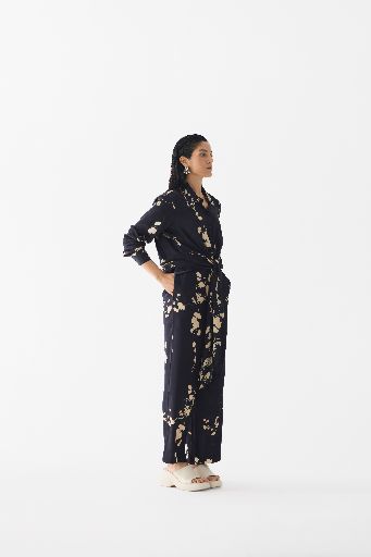BLACK SAKURA CROP TOP AND PANTS